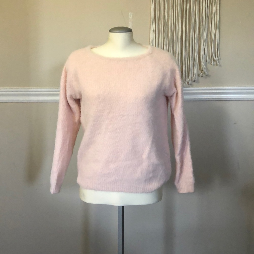 QUE LONDON pink sweater
